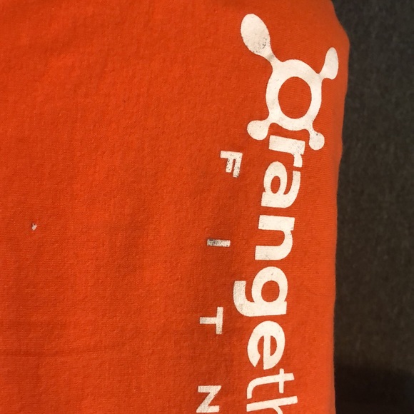 Orangetheory  medium T shirt - Picture 4 of 4